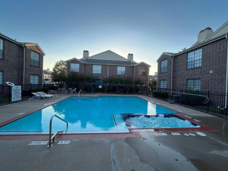 Home Away From Home-Cozy 2 Bdrm Condo/Med Cntr/Nrg Houston Exteriör bild